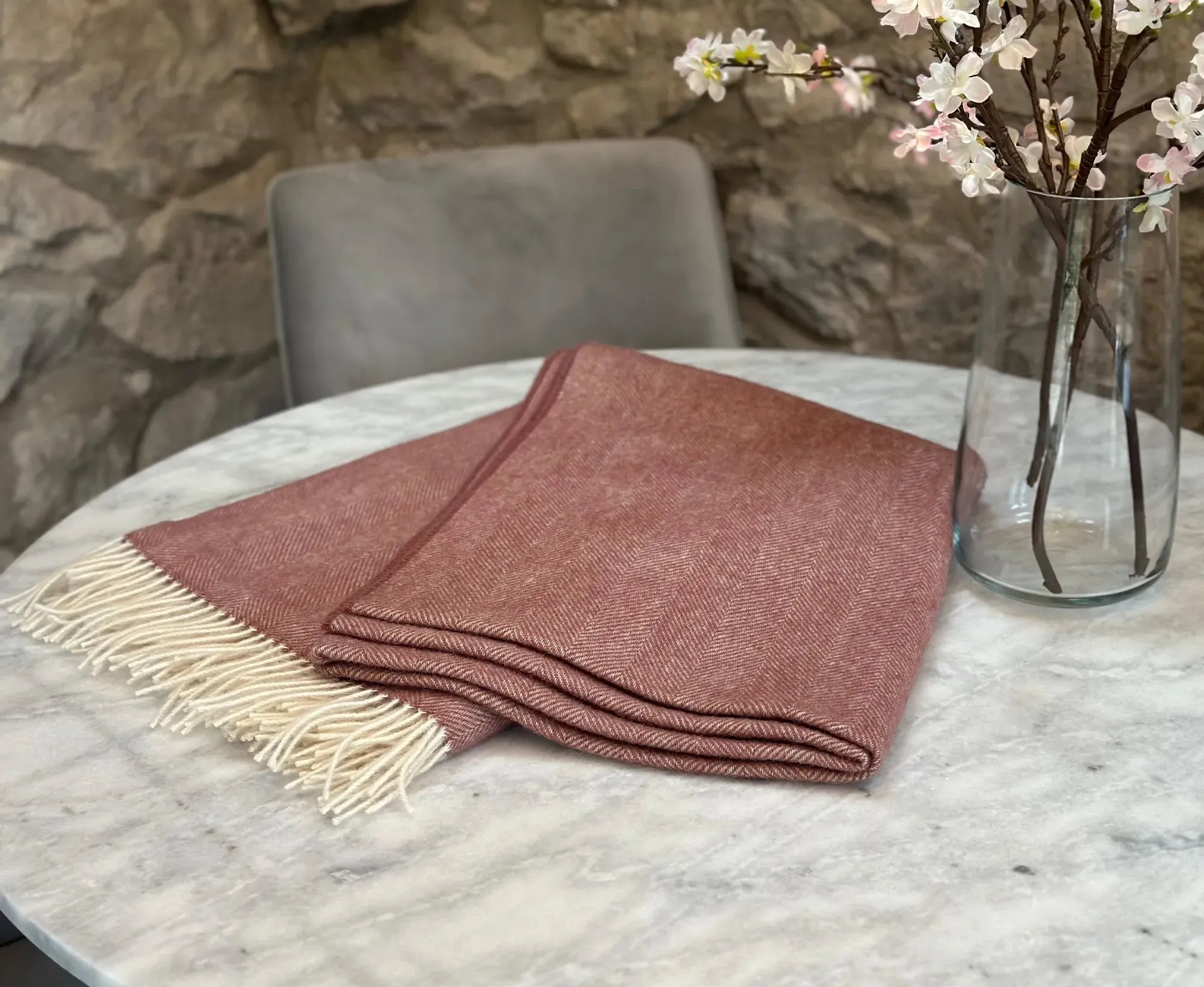 100% Lambswool Herringbone Throw Dusky Pink