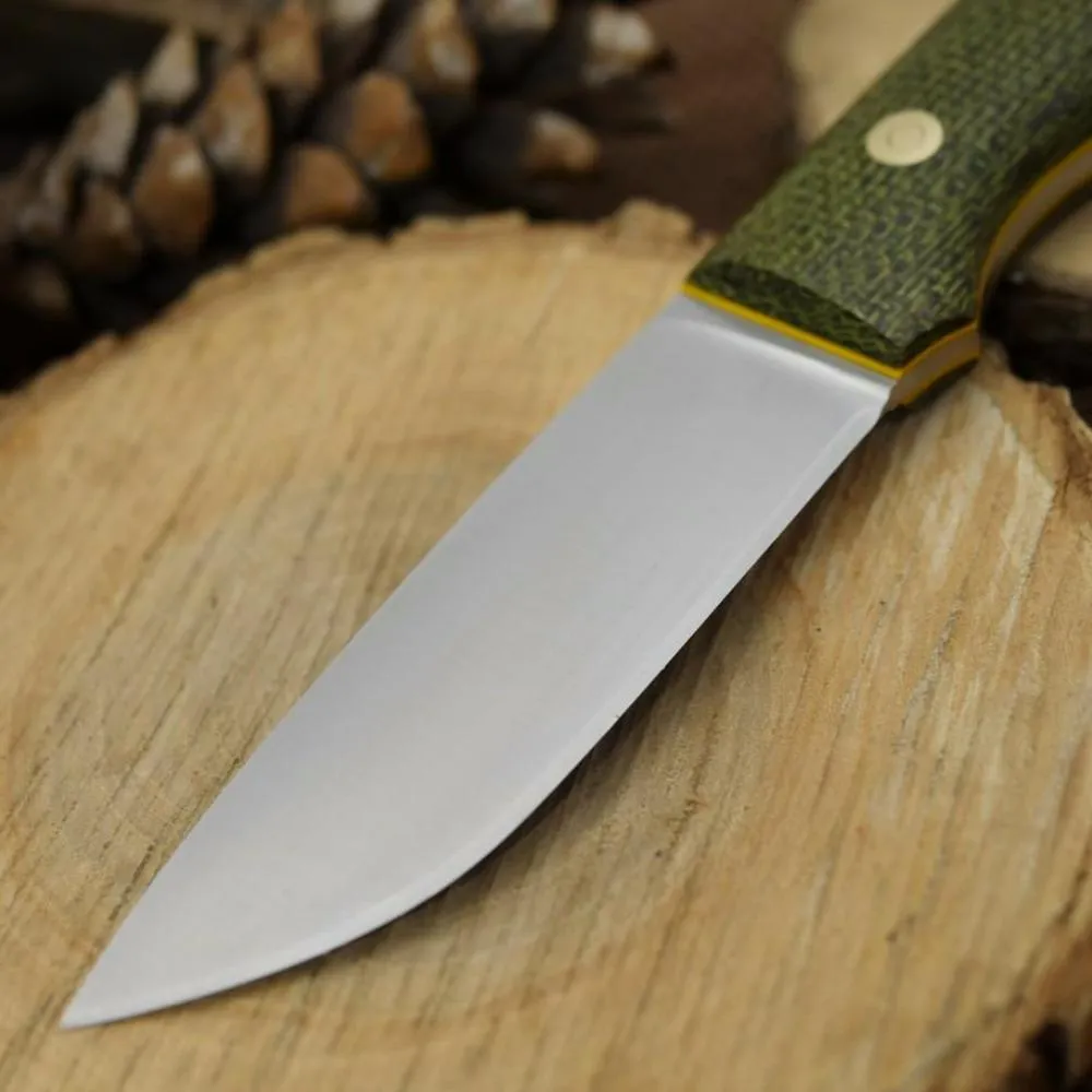 Huntsman: Shadetree Evergreen Burlap & Yellow