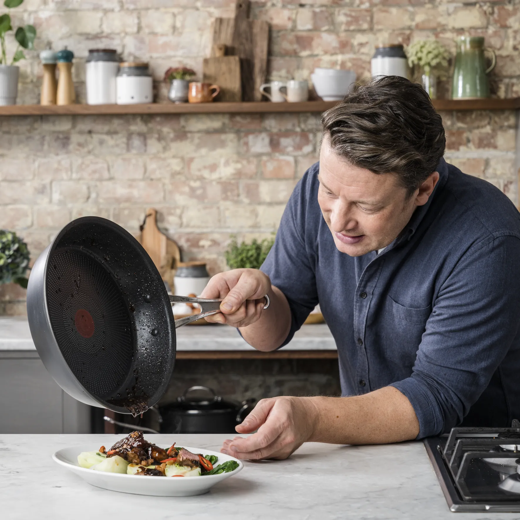 Jamie Oliver by Tefal Cooks Classic Non-Stick Induction Hard Anodised Frypan 30cm